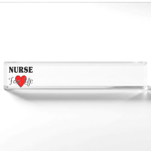 Porte-nom Infirmière pendant la vie