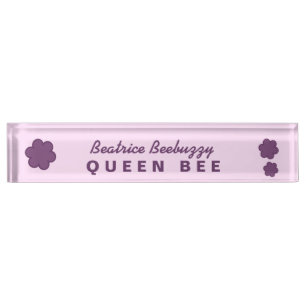 Porte-nom Le rose de REINE DES ABEILLES de patron avec le