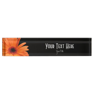 Porte-nom Marguerite noire et orange chique de Gerbera