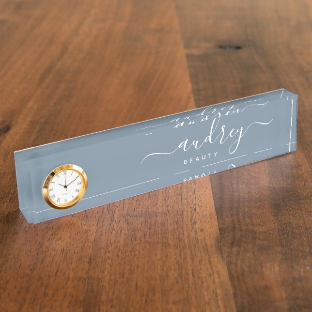 Porte-nom moderne Simple bleu poussiéreux Signature Typograp (Taille)