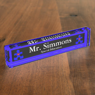 Porte-nom original d'AutismPuzzlePiece.com - professeur