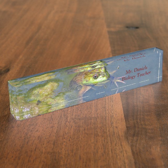 PORTE-NOM PERSONNALISABLE / "FROG PASSE AU-DESSUS DE L'EAU E (Taille)