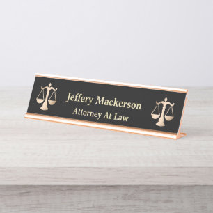Porte-nom Pour Bureau Avocat en droit Scales de justice Or