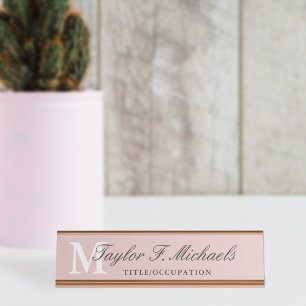 Porte-nom Pour Bureau Élégant Monogramme rose pâle et nom