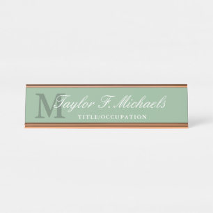 Porte-nom Pour Bureau Elégant Sage Vert Blanc Monogramme & Nom