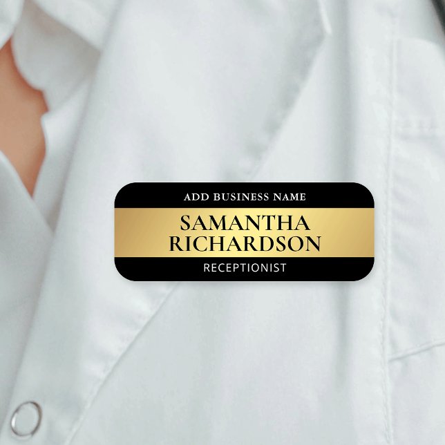 Porte-nom Salon de beauté moderne Black & Gold Employé (Elegant black and gold name tags with fully editable text)