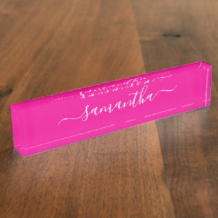 Porte-nom Signature de fille rose et blanche chaude