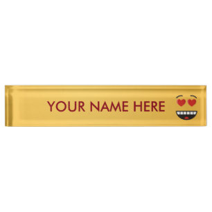 Porte-nom Visage souriant aux yeux en forme de coeur