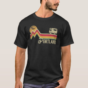 Portland Oregon Vintage Retro Style Mountain Campi T-Shirt