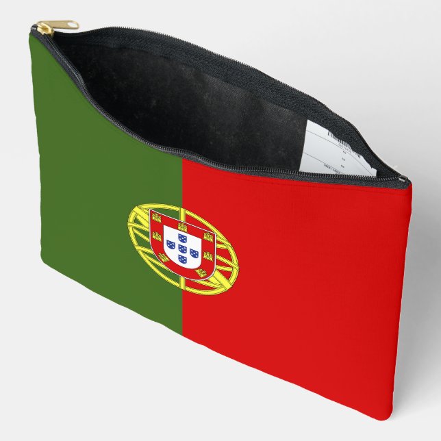 Portugal flag accessory pouch (Open)