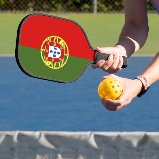 Portugal flag pickleball paddle (Insitu)