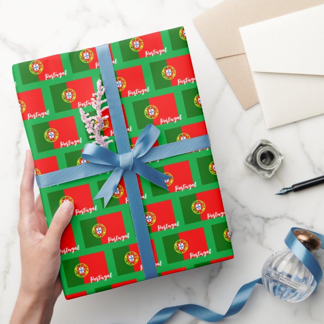 Portugal Wrapping Paper, Portuguese Flag, Green Wrapping Paper (Gifting)