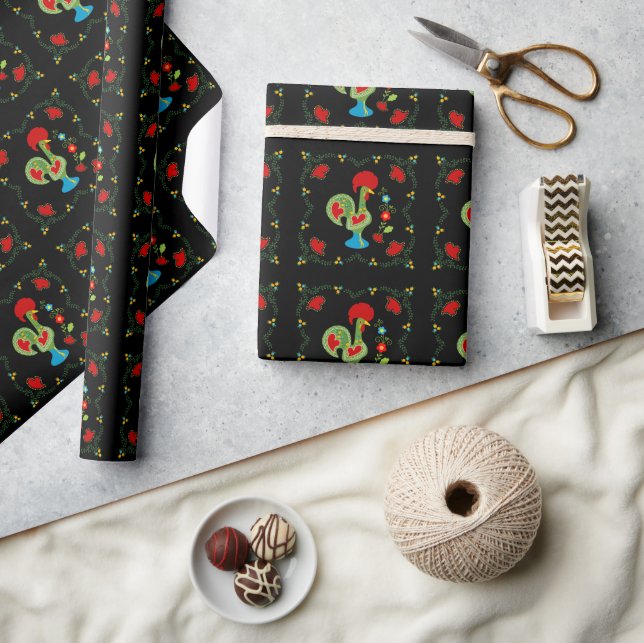 Portuguese Rooster of Luck in green colour Wrapping Paper (Crafts)