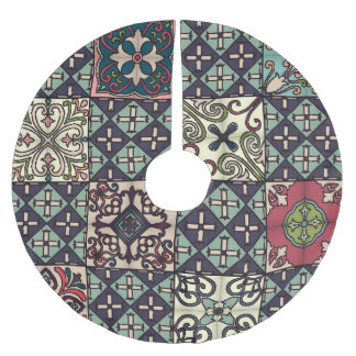 Portuguese Tiles: Talavera Style Seamless Brushed Polyester Tree Skirt