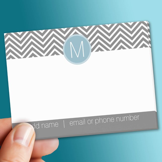 Post-it® Chevrons gris et bleu pastel avec Monogramme perso (Custom Post It Notepad)