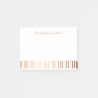 Clés de piano à queue d'or de pianiste de