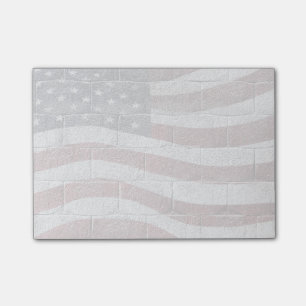 Post-it® Drapeau américain peint sur la texture murale de b