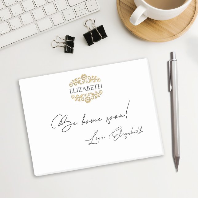 Post-it® Élégant Chic Moderne Monogramme Noir Or  (Elegant black and gold monogram Post it notes. Personalize them with your name.)