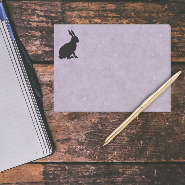 Post-it® Lapin noir Silhouette Lapin de Pâques (Black rabbit in silhouette on marbled pretty purple post it notes.)