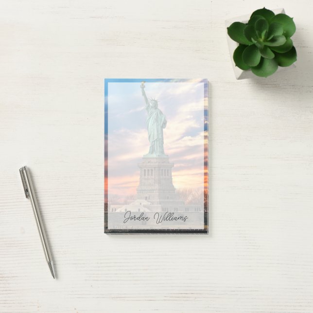 Post-it® Monuments | The Statue of Liberty (Bureau)