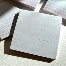 Notes post-it de la grille de points arc-en-ciel
