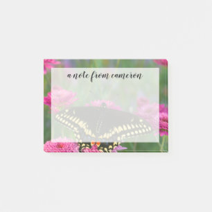 Post-it® Papillon swallowtail noir sur une fleur rose foncé