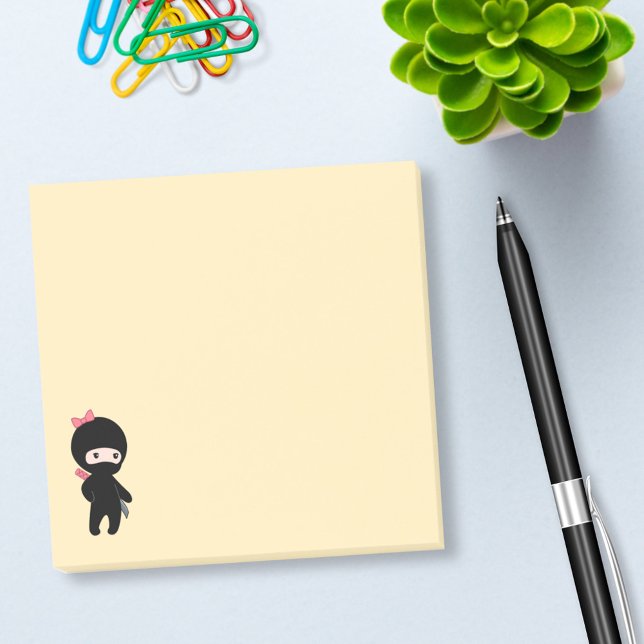 Post-it® Petite fille Ninja sur jaune (Créateur téléchargé)
