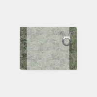 Symbole Taurus Zodiac sur le camouflage numérique
