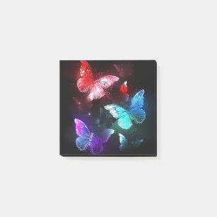 Post-it® Trois papillons brillants sur l'arrière - plan de