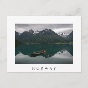 Postale Ancien bateau à rames et montagne en Norvège carte