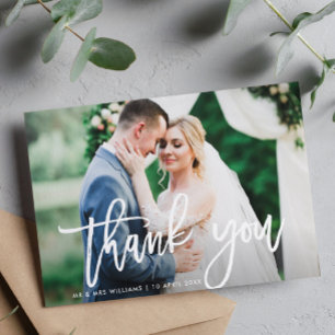 Postale carte de remerciements mariage en lettres brosse t
