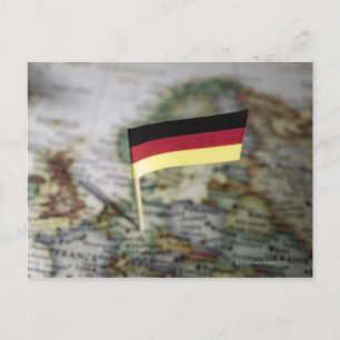 Postale drapeau allemand sur la carte