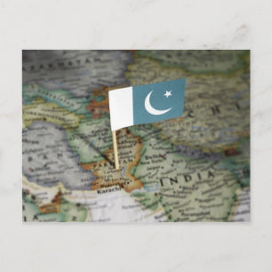 Postale Drapeau pakistanais sur la carte