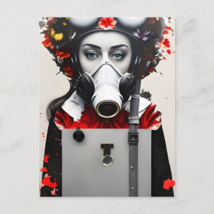 Postale Une femme dans un masque à gaz avec une carte post