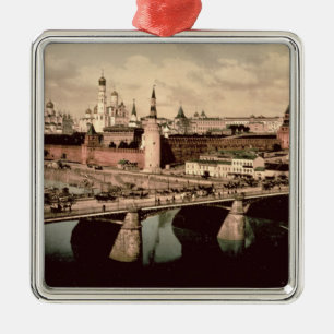 Postcard depicting the Kremlin, Moscow Metal Ornament