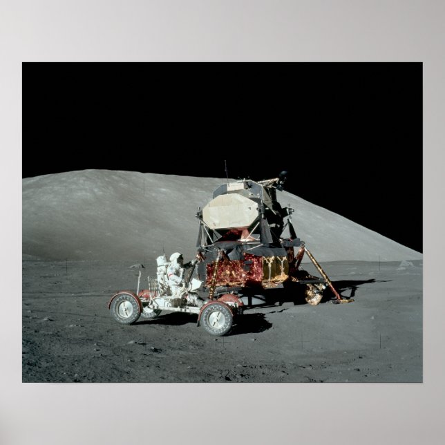 Poster Apollo 17 Module lunaire et véhicule roulant lunai (Devant)