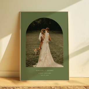 Poster Arc de photo de couple de mariage vert olive moder