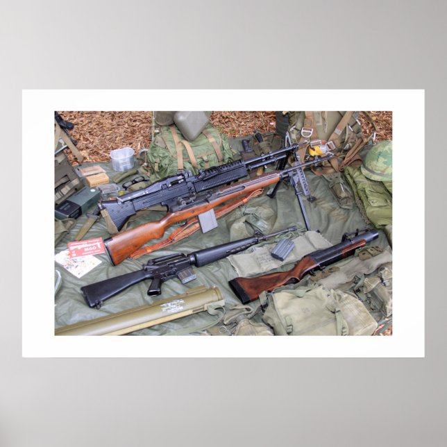 Poster Armes et engins de l'ère du Vietnam (Devant)