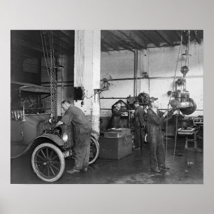 Poster Atelier de réparations d'automobile, 1919. Photo