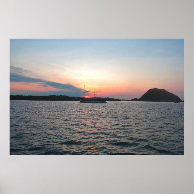 Poster Bateau Komodo et coucher de soleil (Devant)