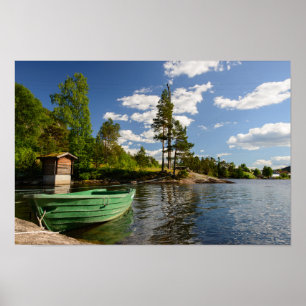 Poster Bateau vert dans un fjord dans la copie d'affiche