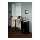 Beethoven Room affichant un stand de musique