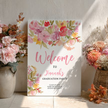 Bienvenue à la remise des diplômes à fleurs roses
