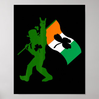 Poster Bigfoot Clover Leaf St Patricks Day Irish Sasquatc