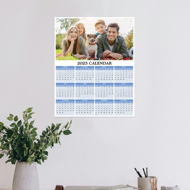 Poster Calendrier photo personnalisé 2025 (Personalize 2025 with our custom photo calendar poster—display a favorite photo and stay organized.)