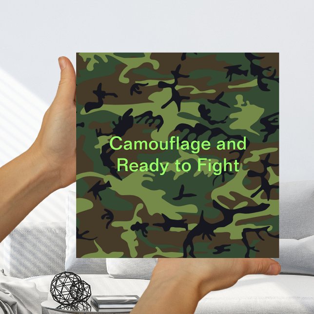 Poster Camouflage vert militaire prêt à combattre petit (Military Green Camouflage Ready to Fight Small Poster)