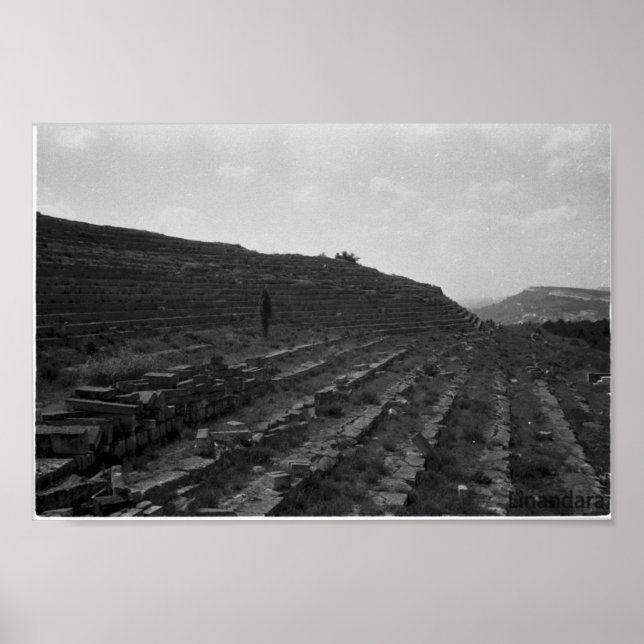 Poster Carrière de calcaire d'amphithéâtre en Crimée (Devant)