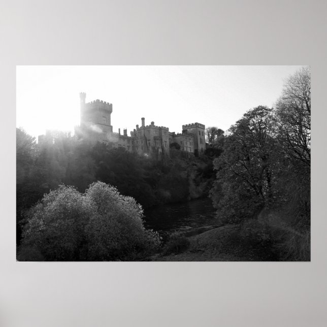 Poster Château Lismore sur l'eau noire propre (Devant)