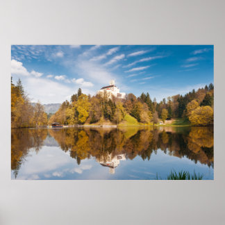 Poster Château reflété dans le lac. Photo Trakoshchan.