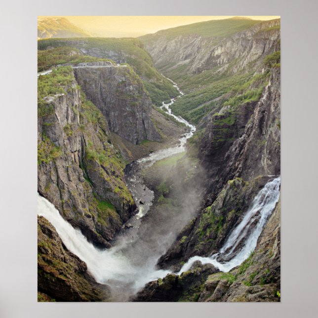 Poster Chute d'eau de Voringsfossen en Norvège (Devant)
